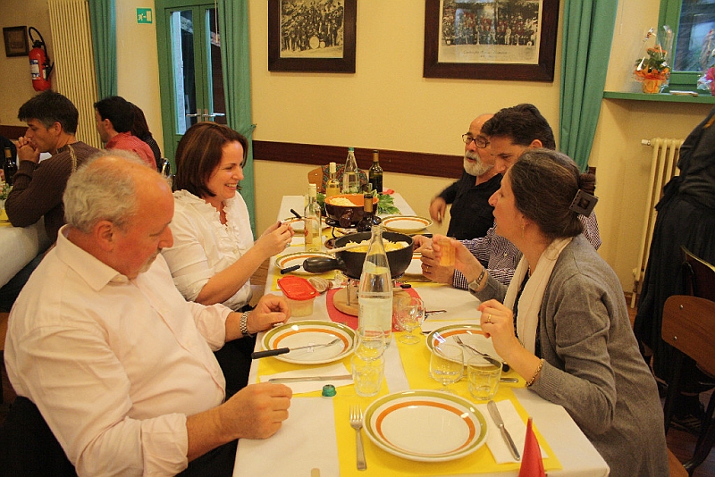 assemblea_e_cena_sociale_2011 (039).jpg